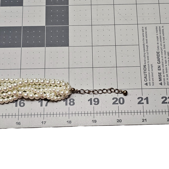 Faux Pearl Statement Necklace Multi Strand Cream Enamel Flowers Gold Tone Leaves - Picture 7 of 7